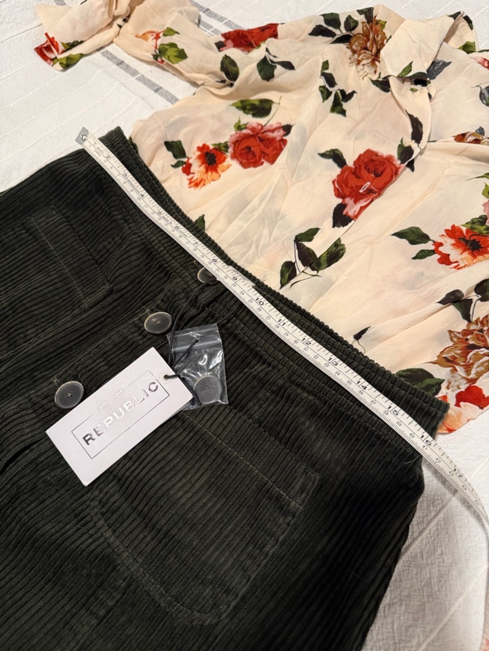For The Republic Olive Green Corduroy Button-Front Skirt - Picture 4 of 6
